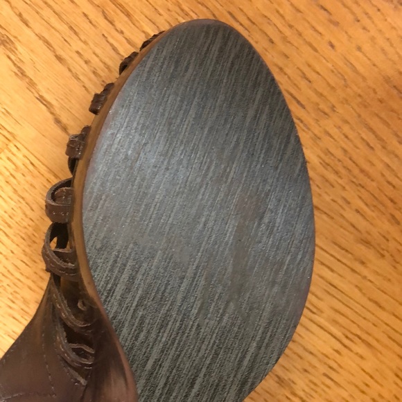 Platform sandals size 8 - Picture 6 of 9